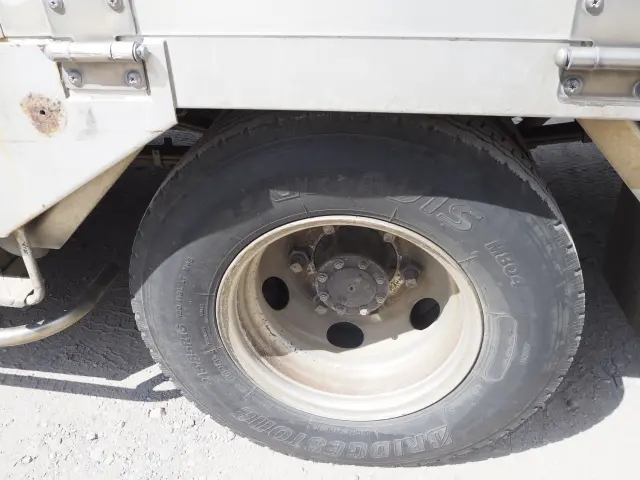 いすゞ エルフ KK-NPR75PR(2WD)の写真25