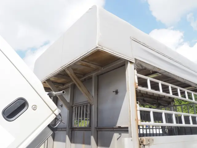 いすゞ エルフ KK-NPR75PR(2WD)の写真38