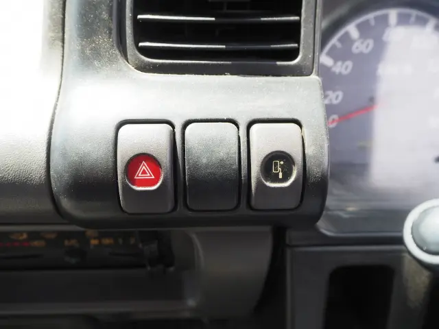 いすゞ エルフ KK-NPR75PR(2WD)の写真47