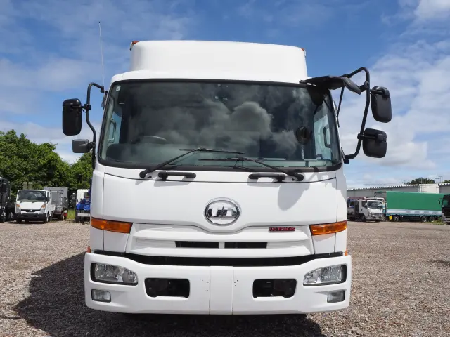 ＵＤ コンドル TKG-MK38C(2WD)の写真8