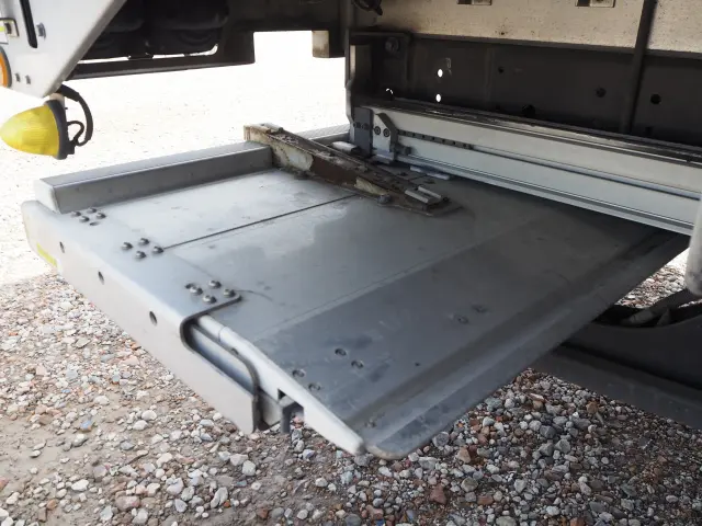 ＵＤ コンドル TKG-MK38C(2WD)の写真21