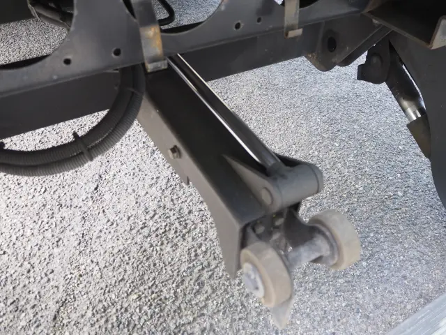 UD コンドル TKG-MK38C(2WD)の写真23