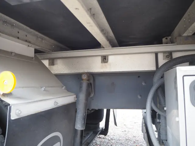 ＵＤ コンドル TKG-MK38C(2WD)の写真33