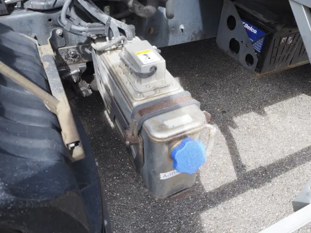 UD コンドル TKG-MK38C(2WD)の写真35