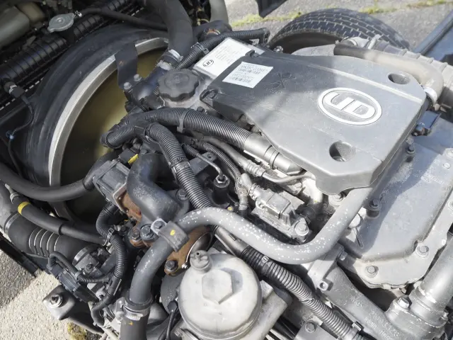 UD コンドル TKG-MK38C(2WD)の写真37