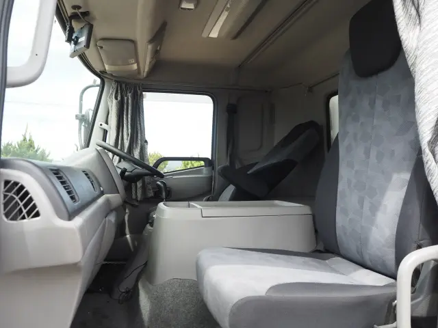 ＵＤ コンドル TKG-MK38C(2WD)の写真41