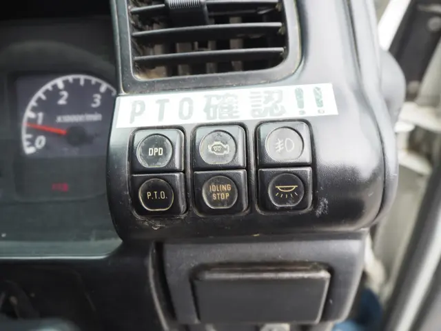ＵＤ コンドル PB-BPS81AR(4WD)の写真47