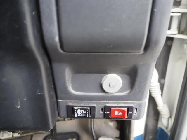 ＵＤ コンドル PB-BPS81AR(4WD)の写真48