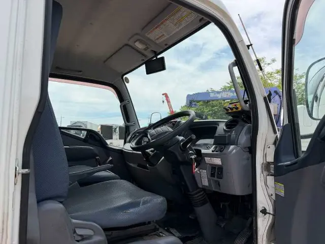 三菱 キャンター TKG-FEA50(2WD)の写真47