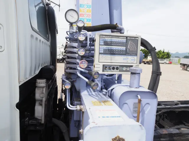 三菱 ファイター KL-FQ61FN(6x4)の写真14