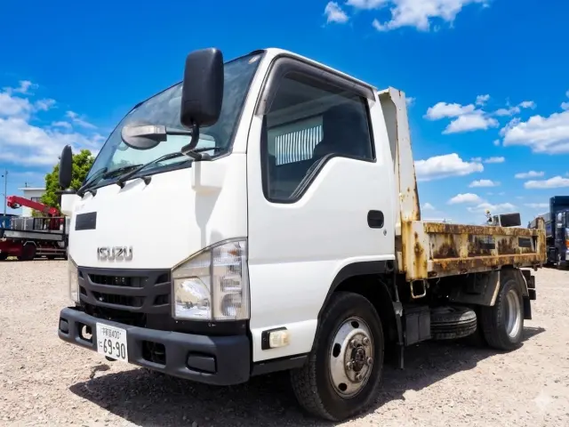 いすゞ エルフ TKG-NKS85AD(4WD)の写真1