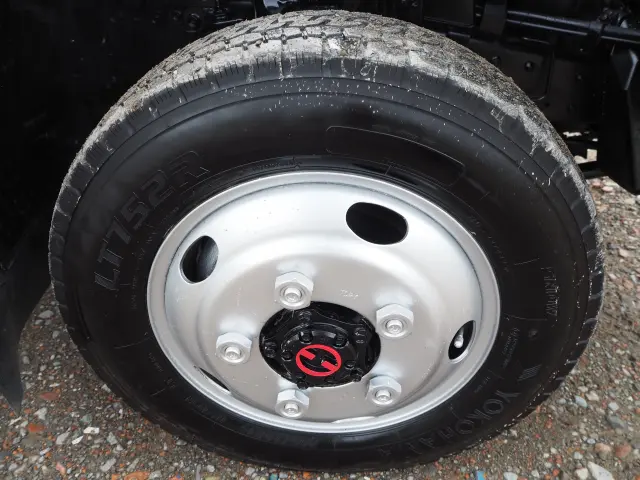 いすゞ エルフ TKG-NKS85AD(4WD)の写真10