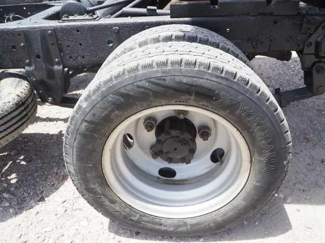 いすゞ エルフ TKG-NKS85AD(4WD)の写真32