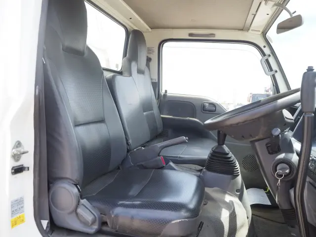 いすゞ エルフ TKG-NKS85AD(4WD)の写真45