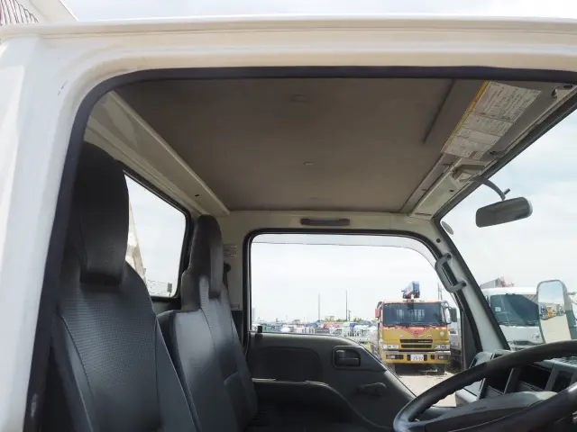 いすゞ エルフ TKG-NKS85AD(4WD)の写真46