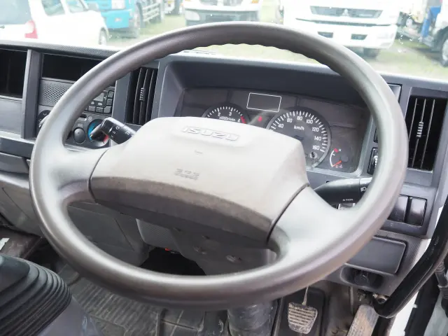 いすゞ エルフ TKG-NKS85AD(4WD)の写真49