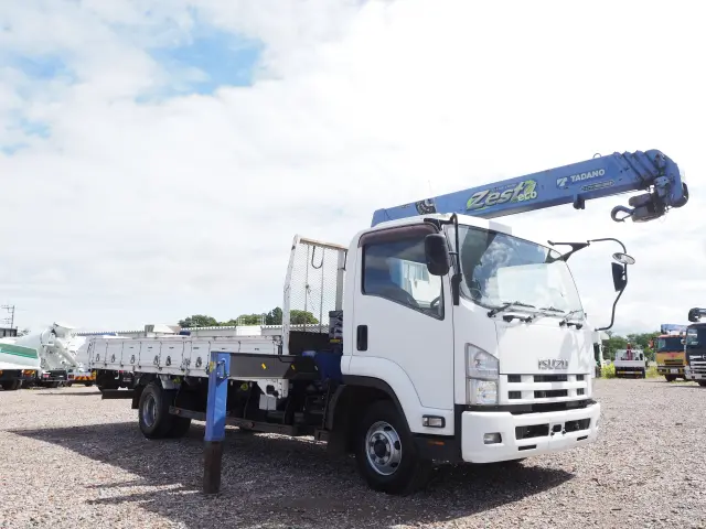 いすゞ フォワード TKG-FRR90S2(2WD)の写真7