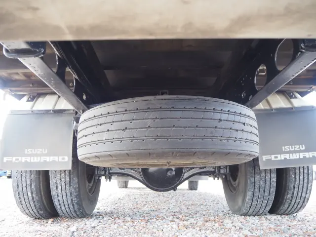 いすゞ フォワード TKG-FRR90S2(2WD)の写真30
