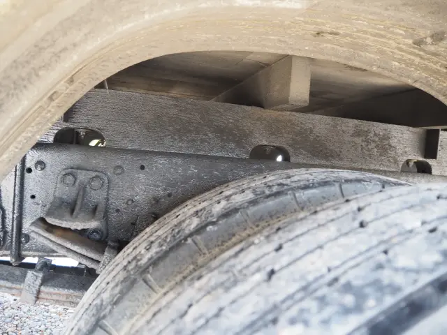 いすゞ フォワード TKG-FRR90S2(2WD)の写真33