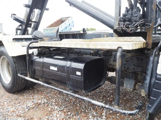 三菱 キャンター PDG-FE73D(2WD)の写真17