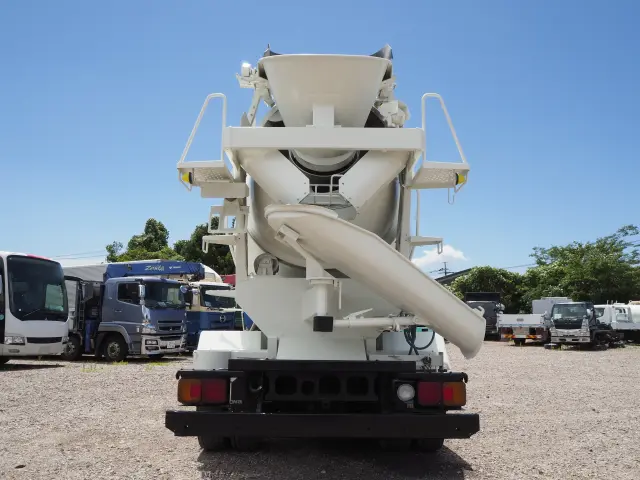 日野 レンジャー LKG-FJ7JDAA(2WD)の写真4
