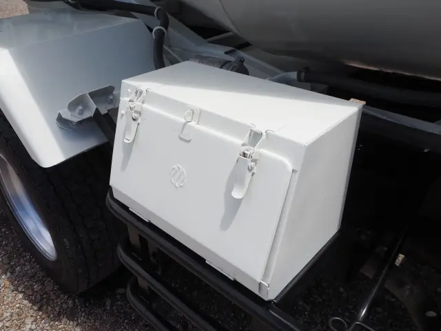 日野 レンジャー LKG-FJ7JDAA(2WD)の写真12