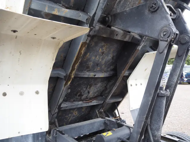 いすゞ フォワード PKG-FRR90S1(2WD)の写真12