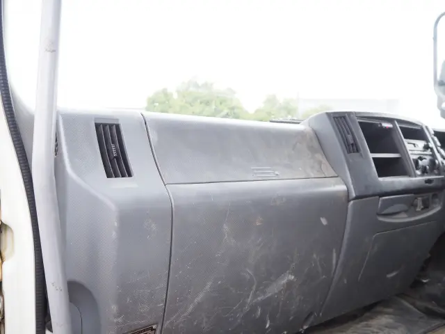 いすゞ フォワード PKG-FRR90S1(2WD)の写真38