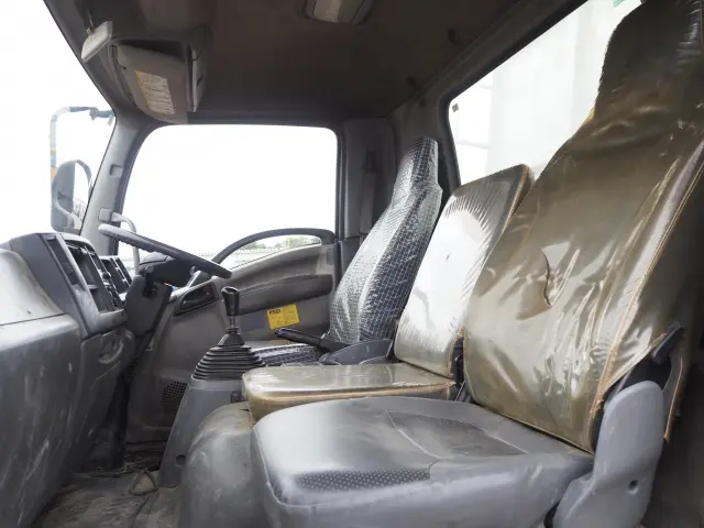 いすゞ フォワード PKG-FRR90S1(2WD)の写真40