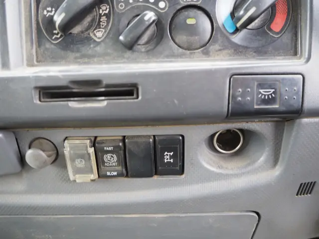 いすゞ フォワード PKG-FRR90S1(2WD)の写真47