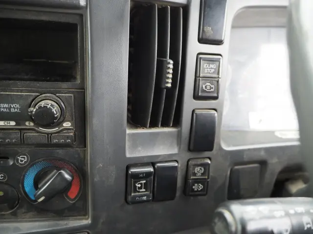 いすゞ フォワード PKG-FRR90S1(2WD)の写真48