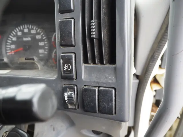 いすゞ フォワード PKG-FRR90S1(2WD)の写真49