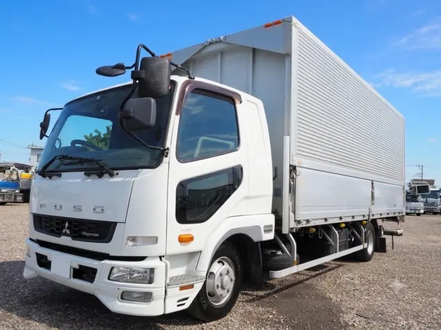 三菱 ファイター TKG-FK61F(2WD)の写真1