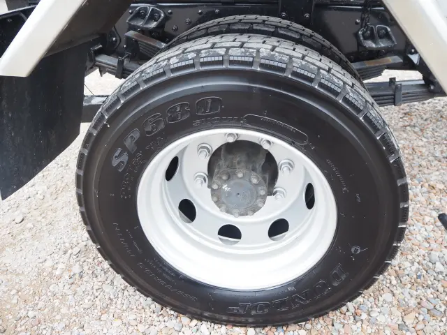 日野 レンジャー LKG-FJ7JGAA(2WD)の写真28