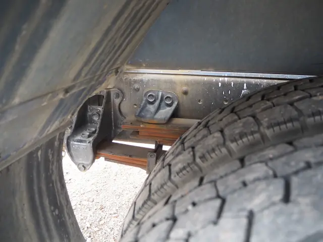 いすゞ フォワード LKG-FTR90S2(2WD)の写真17