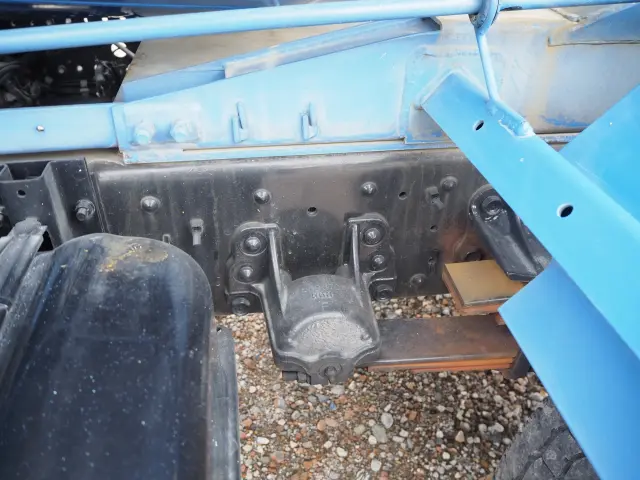 いすゞ フォワード LKG-FTR90S2(2WD)の写真38