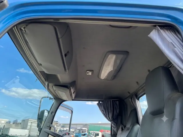 いすゞ フォワード LKG-FTR90S2(2WD)の写真45