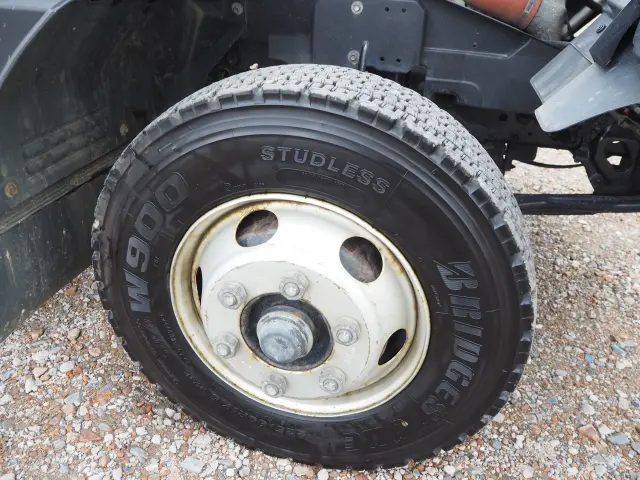 いすゞ フォワード TKG-FRR90S1(2WD)の写真11
