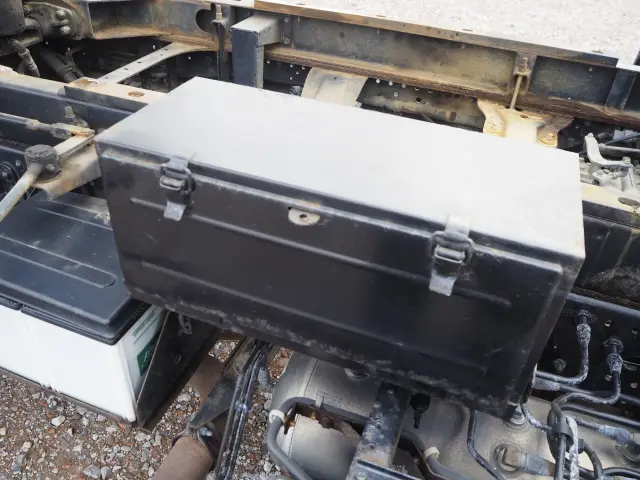 いすゞ フォワード TKG-FRR90S1(2WD)の写真15