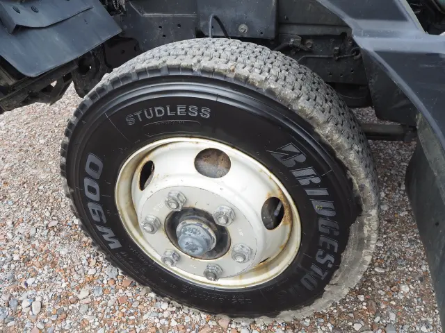 いすゞ フォワード TKG-FRR90S1(2WD)の写真36