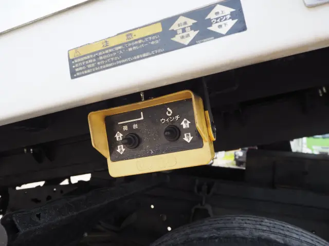三菱 キャンター PDG-FE83DY(2WD)の写真24