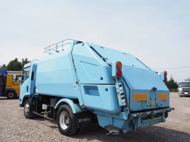 いすゞ エルフ PDG-NPR75N(2WD)の写真3