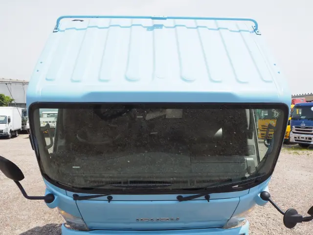 いすゞ エルフ PDG-NPR75N(2WD)の写真9