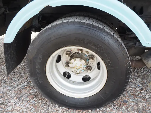 いすゞ エルフ PDG-NPR75N(2WD)の写真30