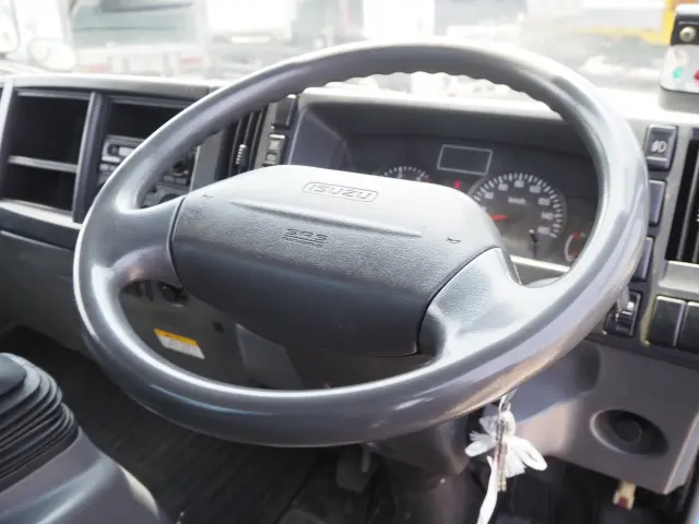 いすゞ エルフ PDG-NPR75N(2WD)の写真46