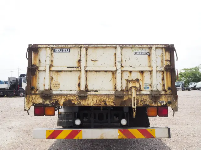 いすゞ フォワード LPG-FTR90S2(2WD)の写真4