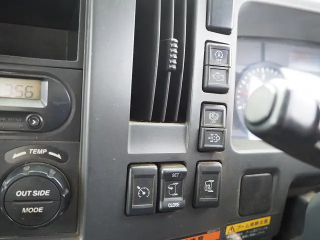 いすゞ フォワード LPG-FTR90S2(2WD)の写真48