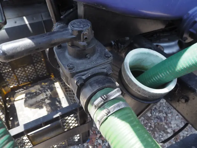 三菱 キャンター PDG-FE83DY(2WD)の写真24