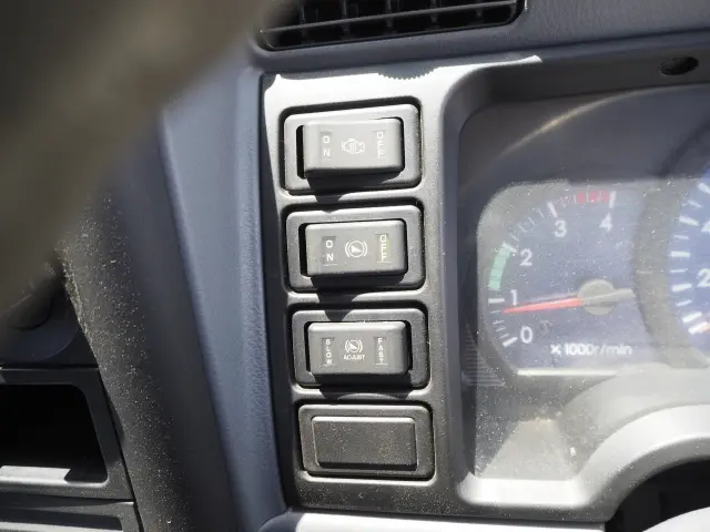 三菱 キャンター PDG-FE83DY(2WD)の写真46