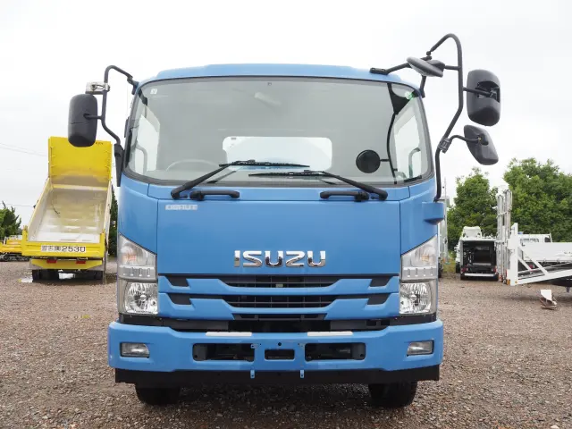 いすゞ フォワード LKG-FTR90S2(2WD)の写真8